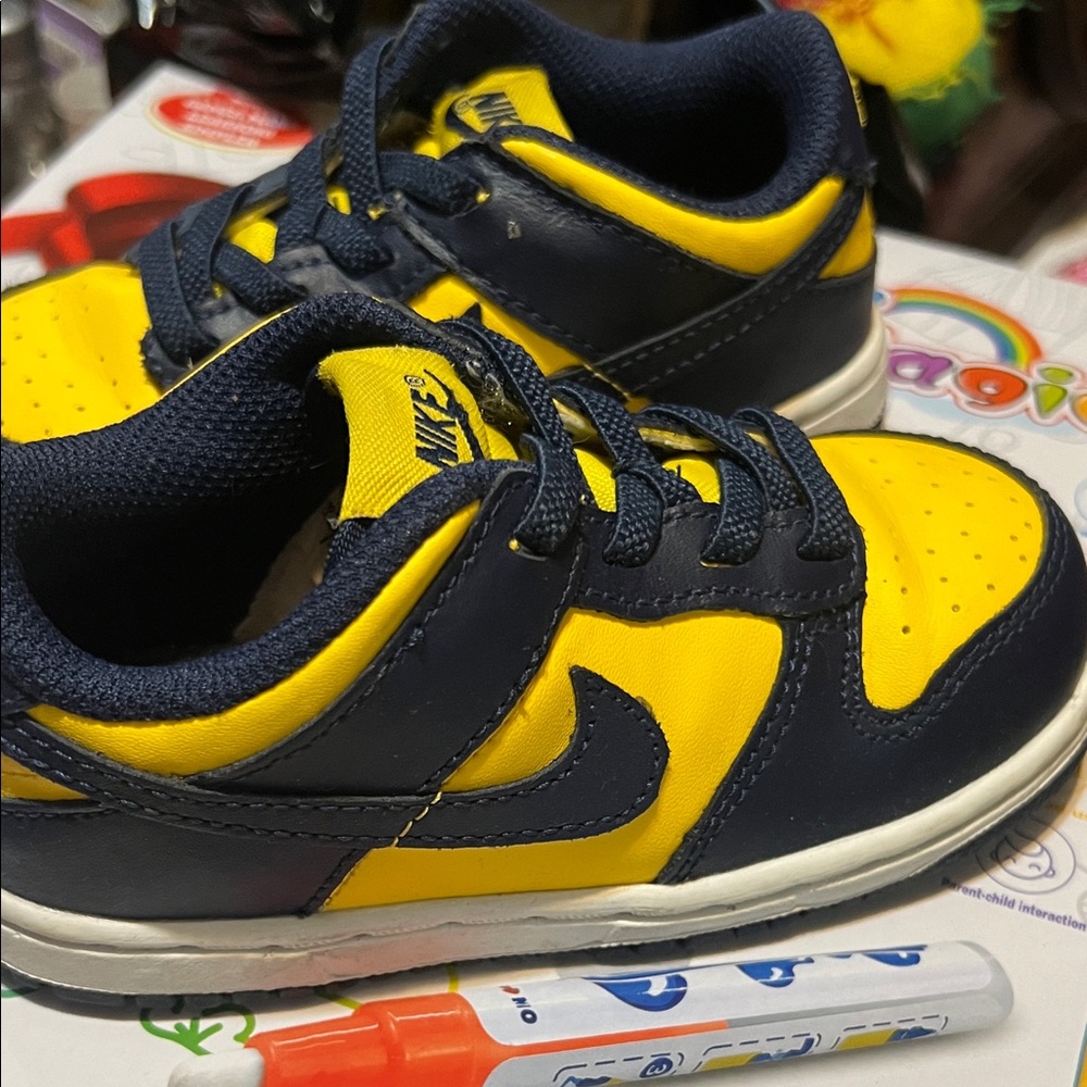 Nike Kids Navy and Yellow Sneakers